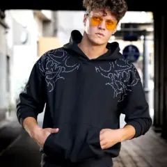 Bluza i polo: Jak łączyć stylowo i uniknąć wpadek?