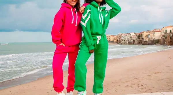 Bluza marzeń? Gdzie kupić online i stacjonarnie + porady!