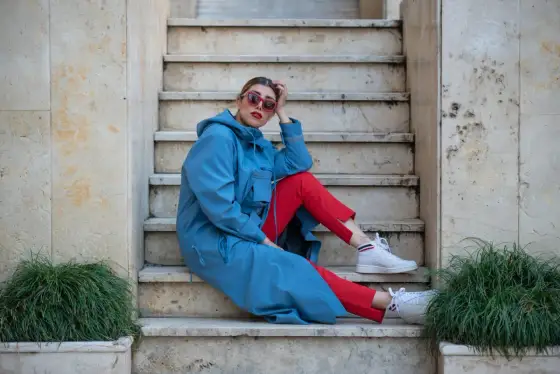 Co zamiast bluzy? Zmień styl: komfort i elegancja w jednym